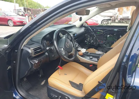 2018 Lexus Is 300 z USA, uszkodzony, nr VIN JTHC81D23J5028949
